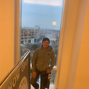 Meet your Posher, Noe